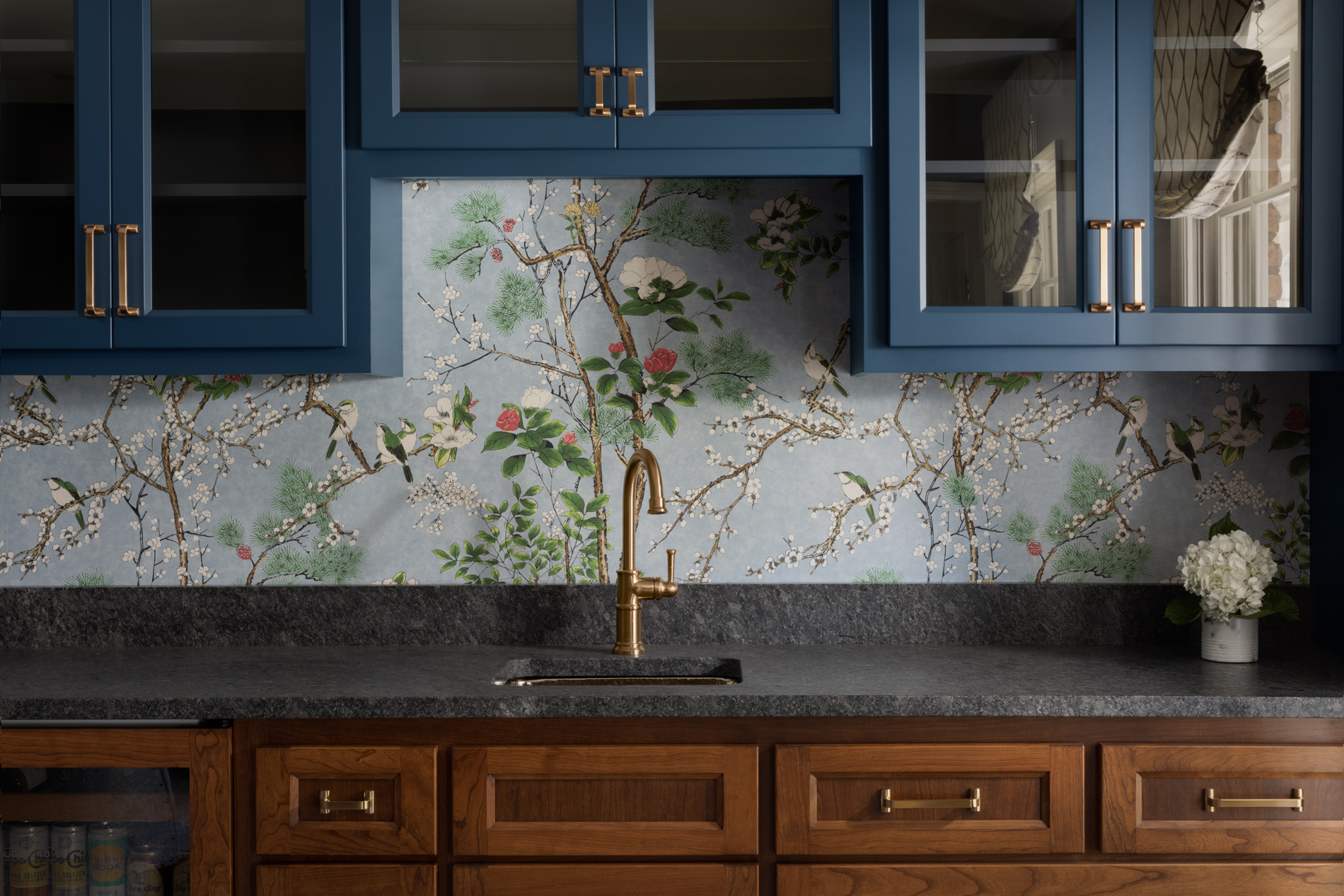 Lamplighter_Lane_Wade_Designs_Lady_With_A_Toolbox_Ryan_Hainey_Photography_002_web